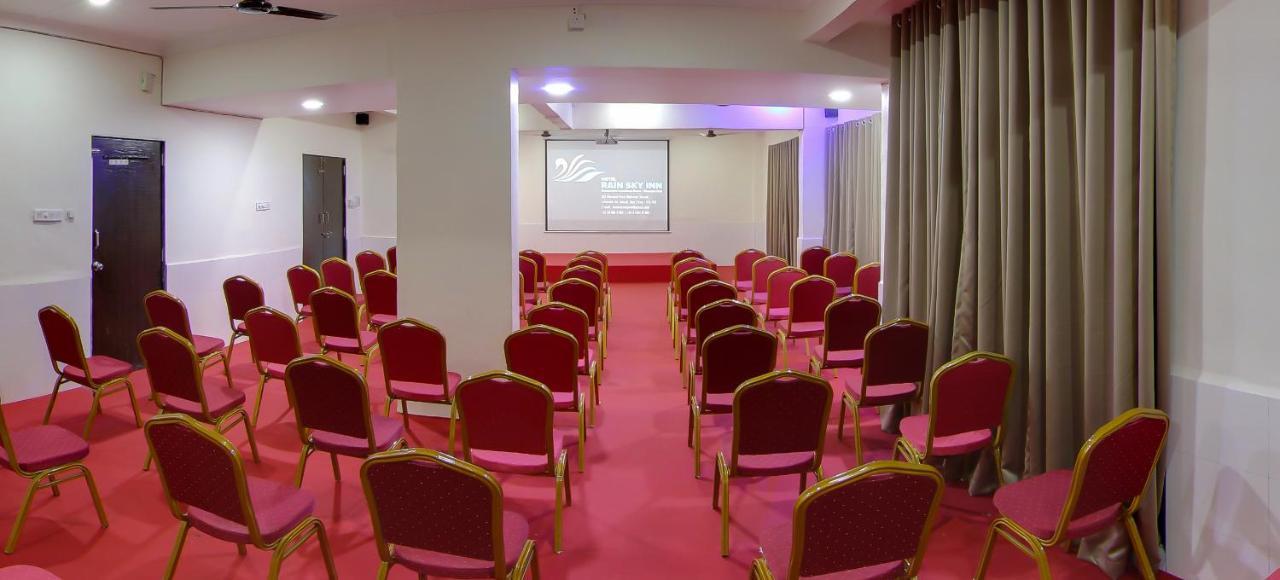 Hotel Rain Sky Inn โลนาวาลา ภายนอก รูปภาพ